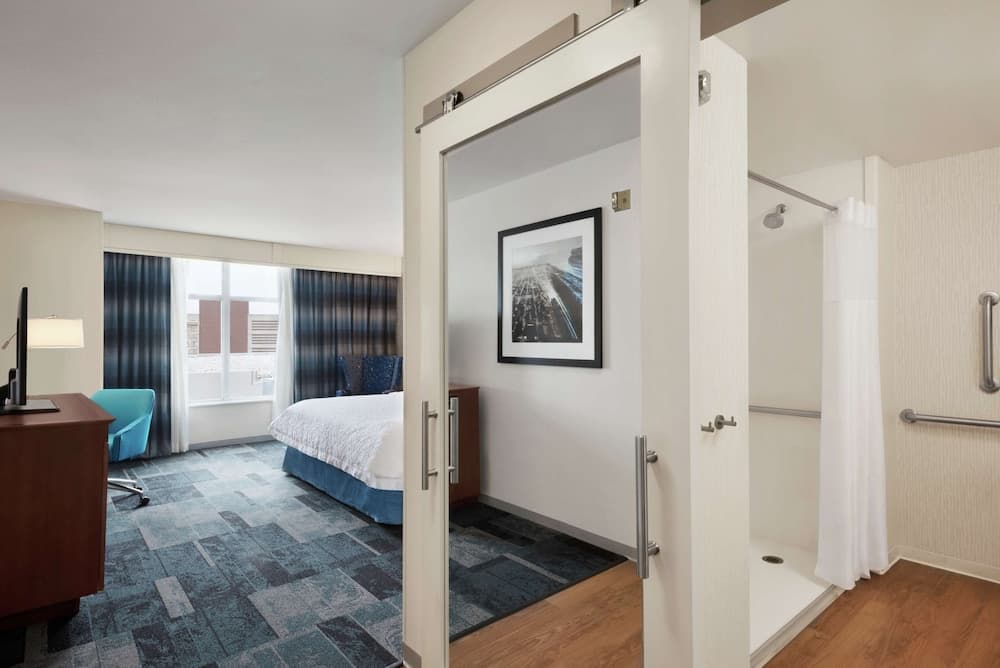 Hampton Inn & Suites Rosemont Chicago O'Hare