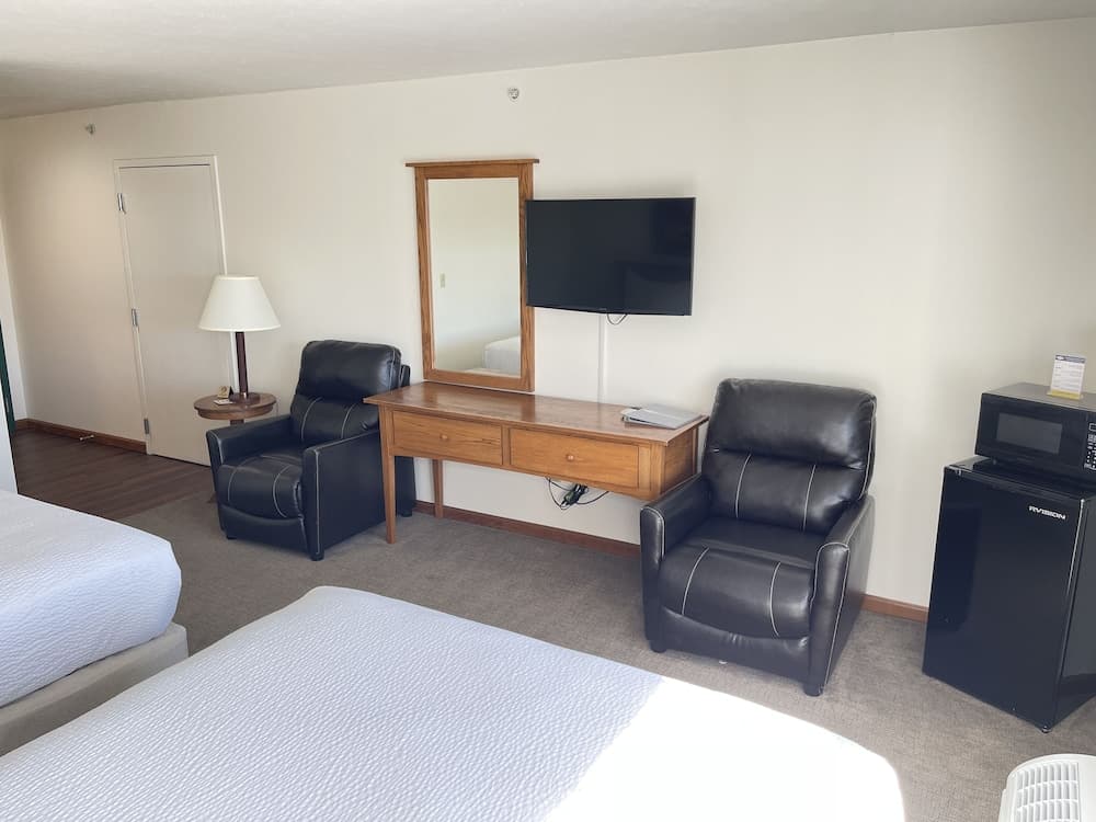 Farmstead Inn & Conference Center