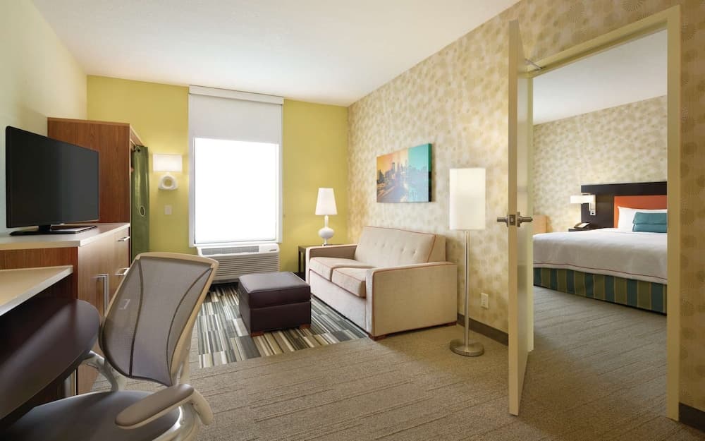 Home2 Suites by Hilton Minneapolis Bloomington