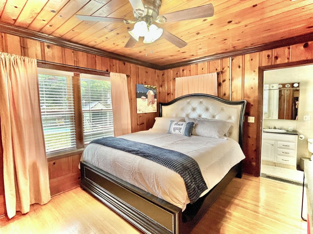 4BR, 4BA House Beach, Entertainment, Nightlife