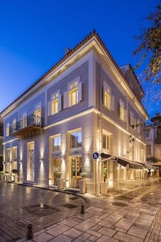 3Sixty Hotel & Suites