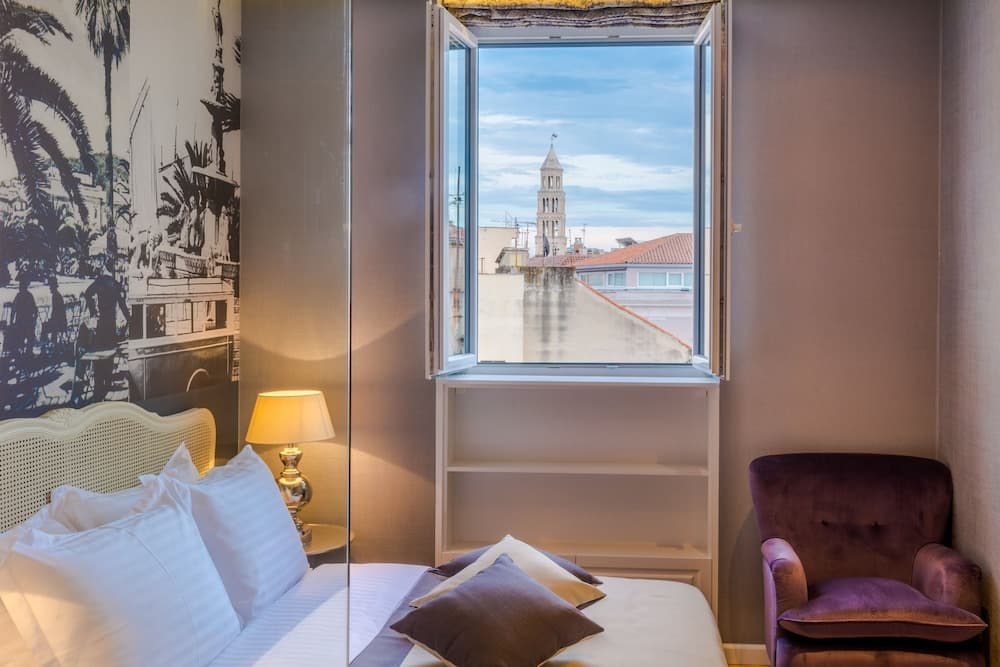 Procurator 7 Luxury Rooms