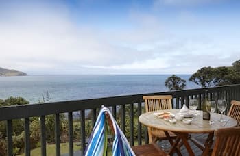 Tipi and Bob's Waterfront Lodge