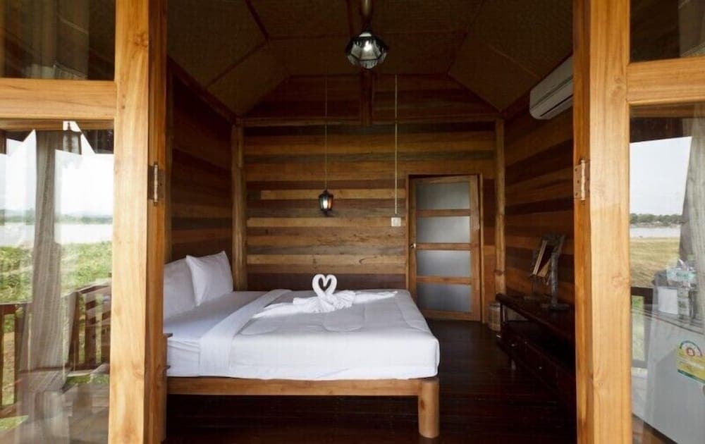 Gin's Maekhong View Resort & Spa