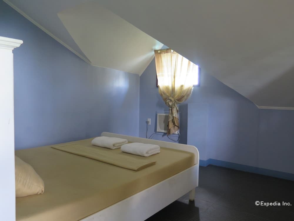 Alexis Cliff Dive Resort