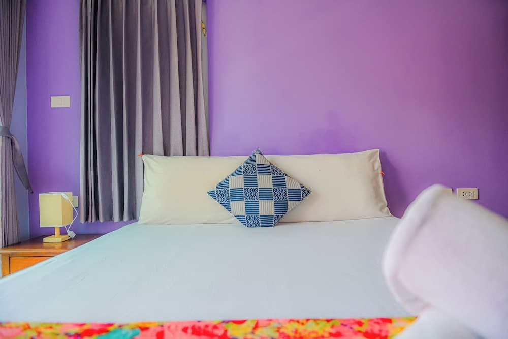 Patumnak Beach Guesthouse