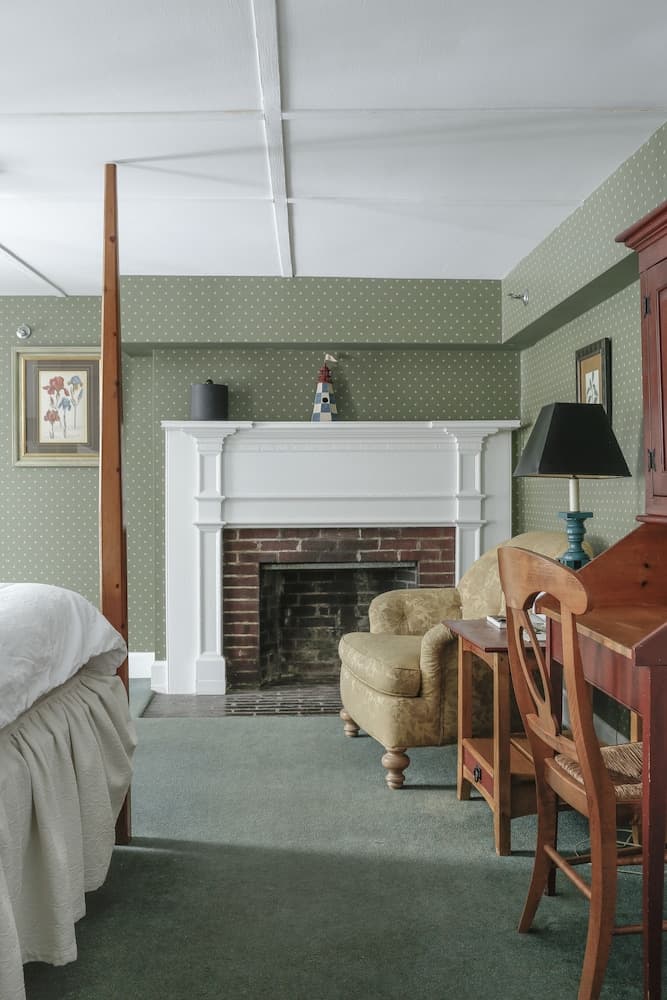 Beekman Arms and Delamater Inn