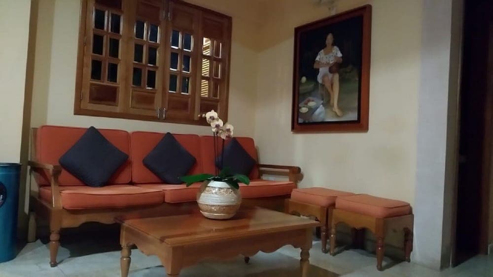 Cancun International Suites