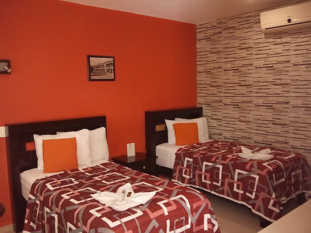 Hotel Catedral Campeche