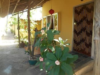 Thuy - Gunter Garden Bungalow