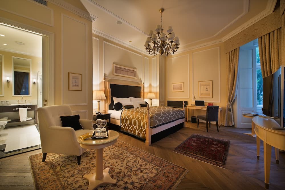 Wilson Palace by LOFT