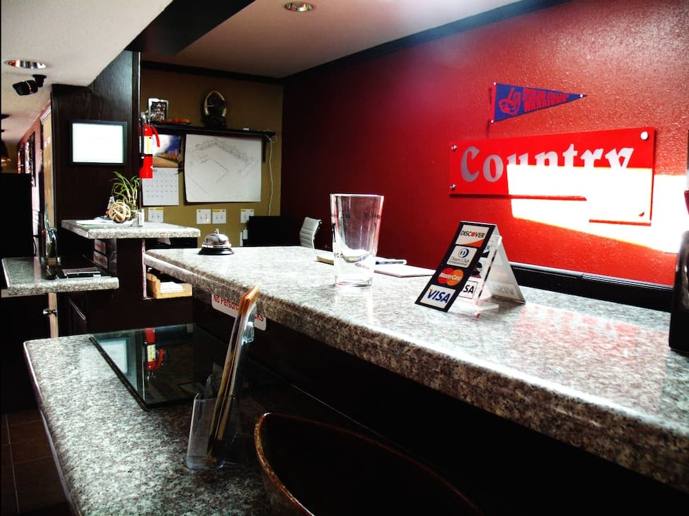 Country Inn Sterling