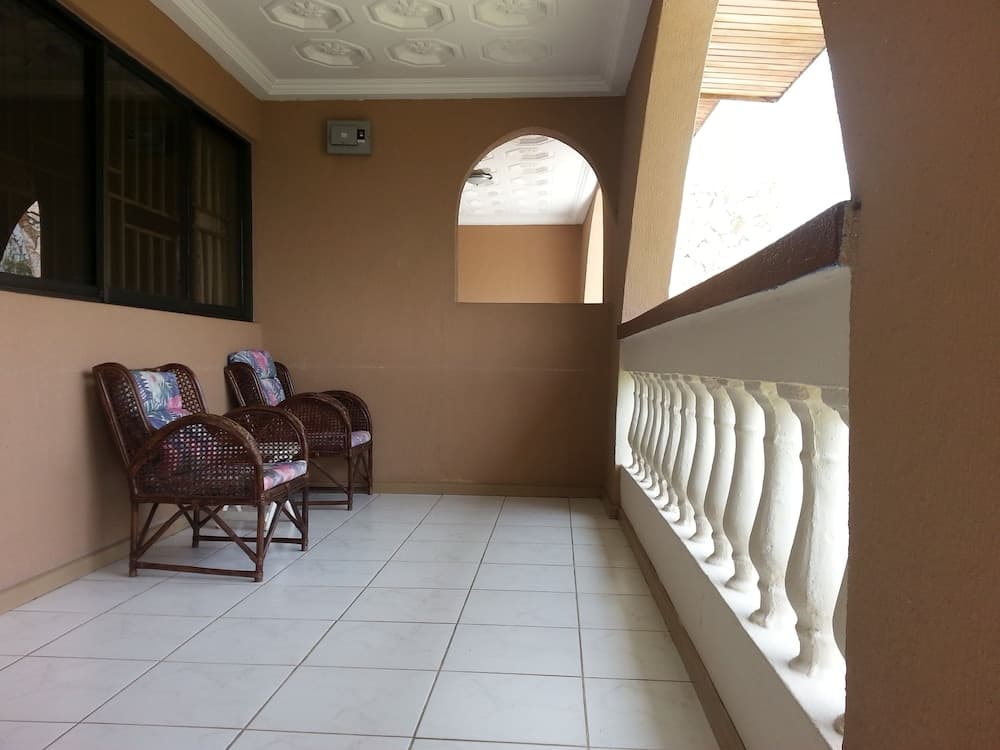 Paradise Resort, Lake Bosomtwe