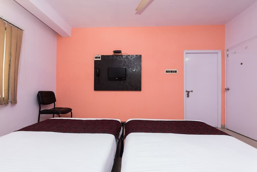 OYO 1694 near Nicco Park