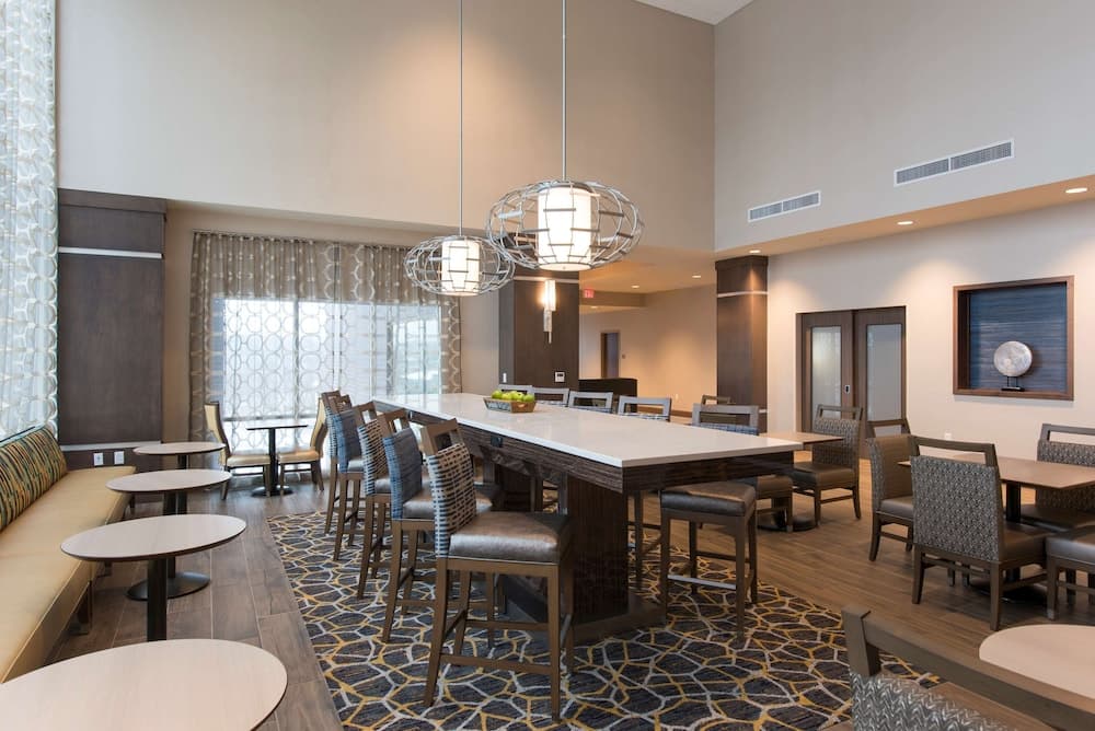 Hampton Inn & Suites Grand Rapids Downtown