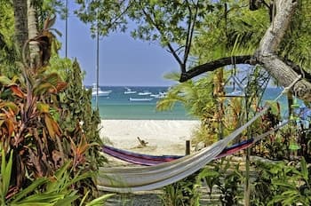 Ocho Artisan Bungalows - Adults only