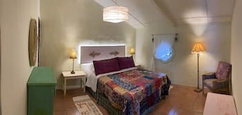 Yellow House - Hostel