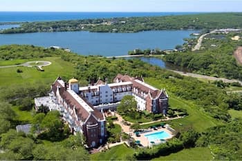 Montauk Manor
