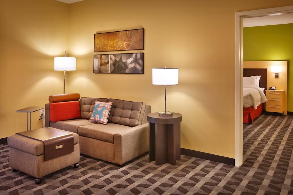 TownePlace Suites by Marriott Dickinson