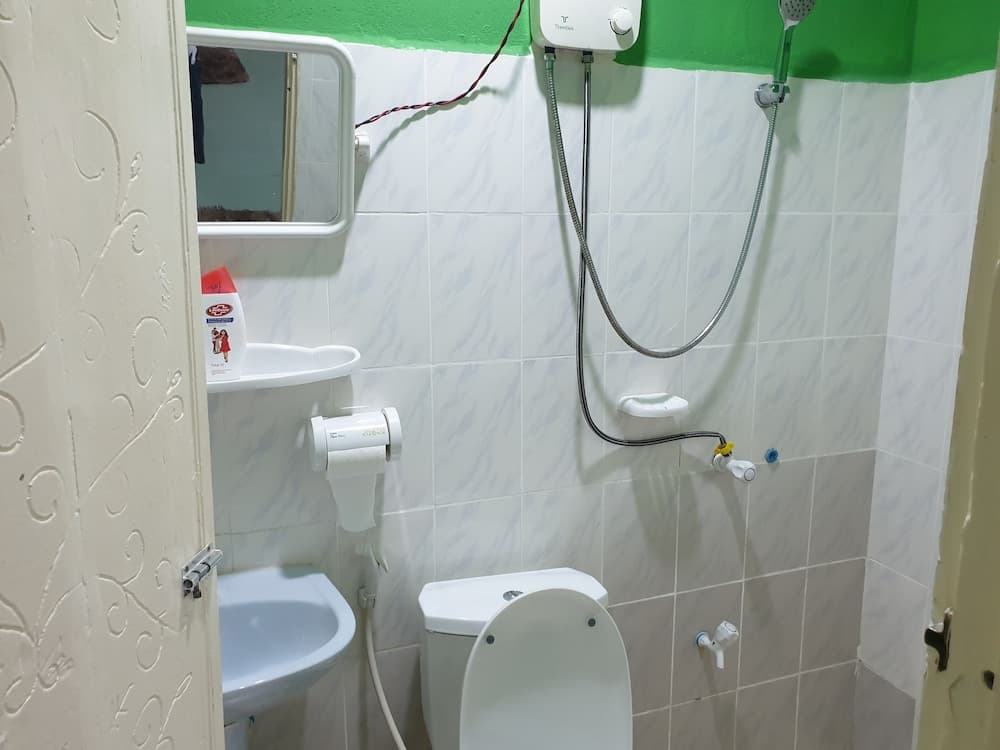 Beach Heaven Maldives - Golden Turtle Guest House