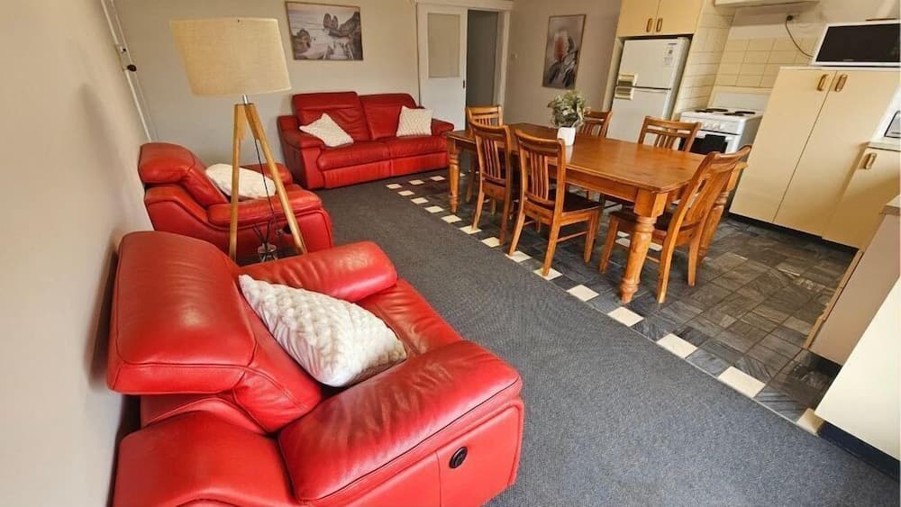 High View Family Cottages