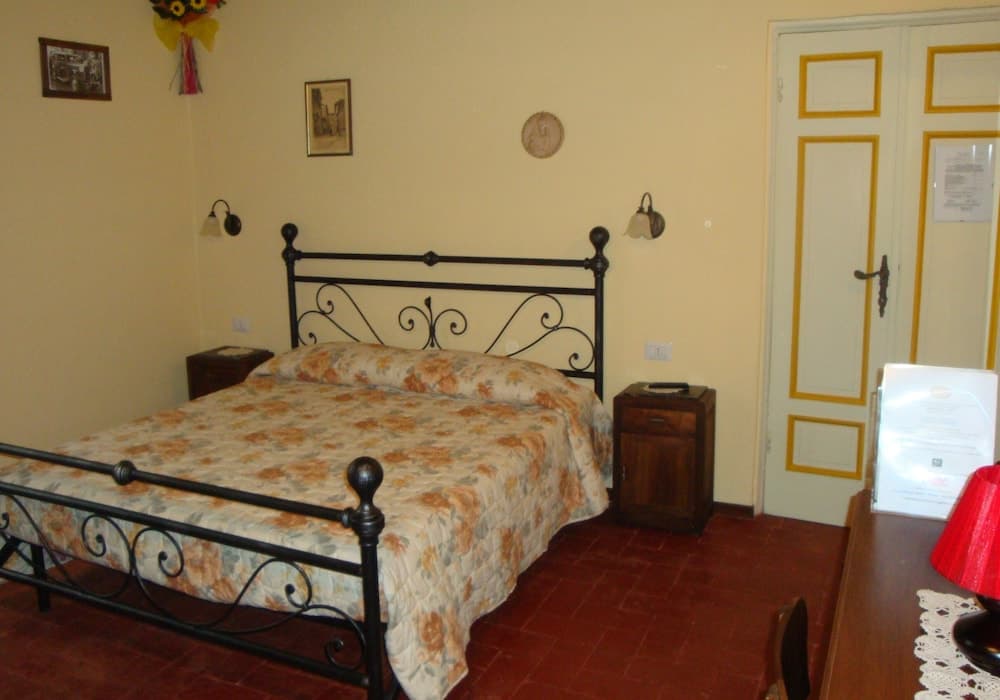 Bed & Breakfast Lucca Fora
