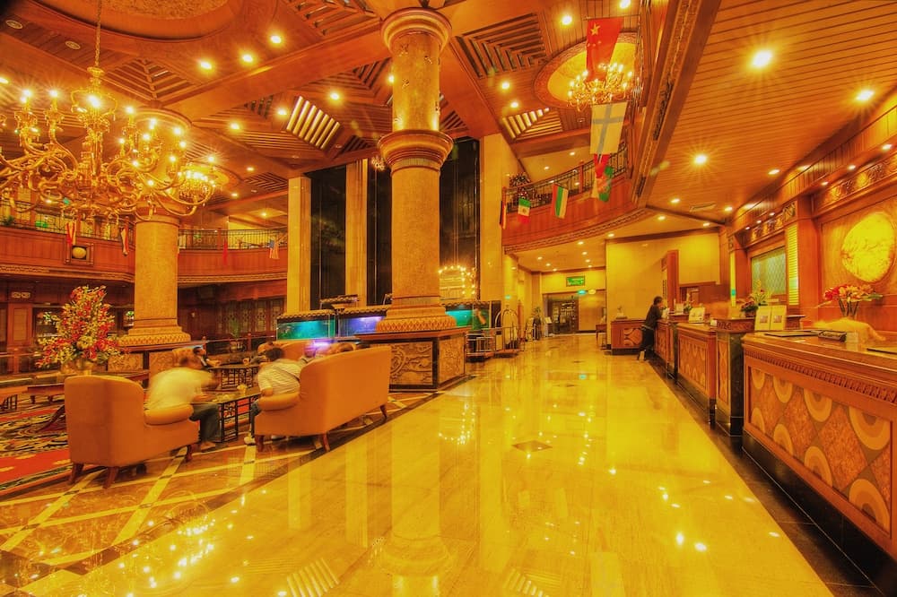 Planet Holiday Hotel & Residence