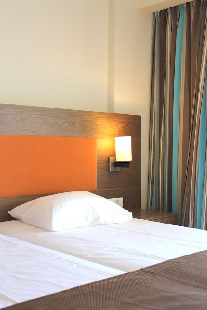 Sea Melody Beach Hotel & Apartments