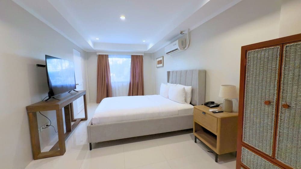 Whiterock Beach Hotel + Waterpark