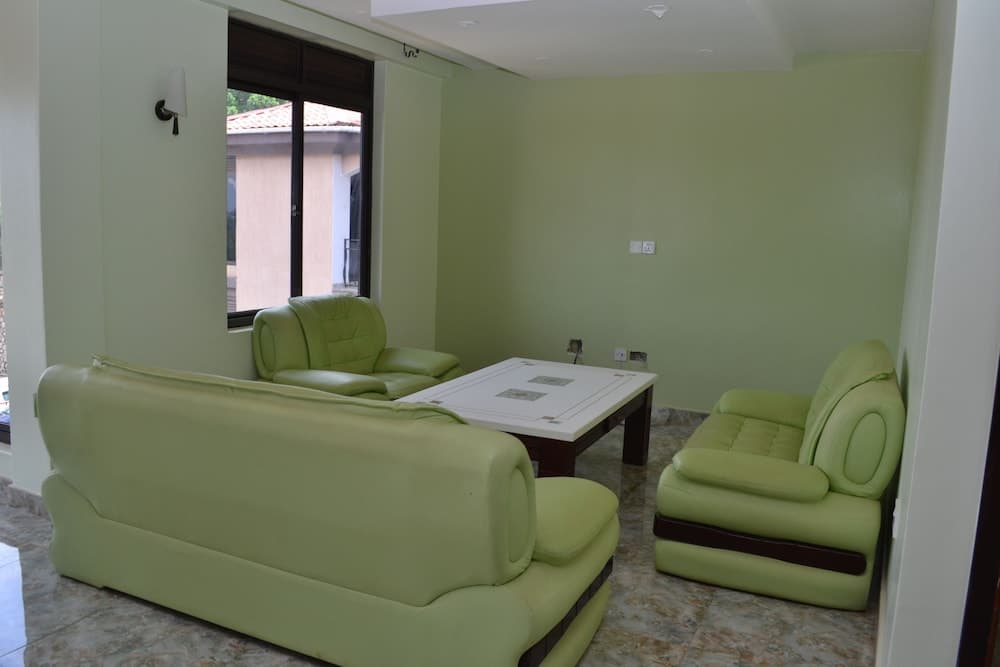 Valencia Kampala Hotel