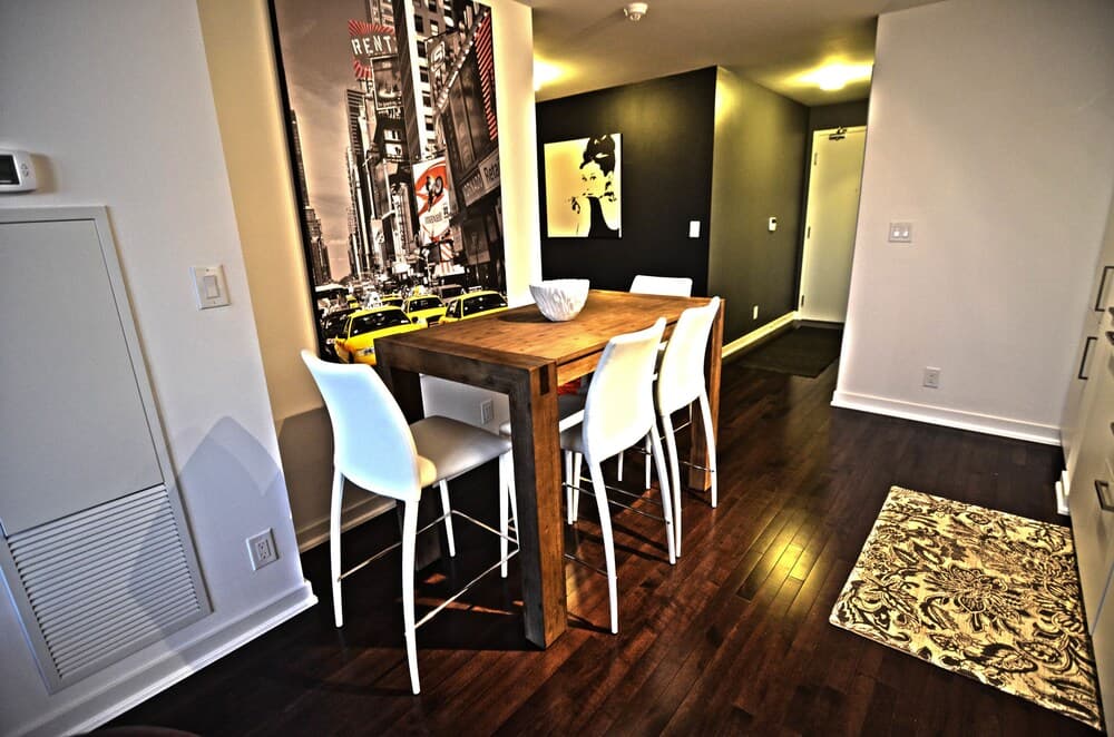 Toronto Escape - Onyx Suite