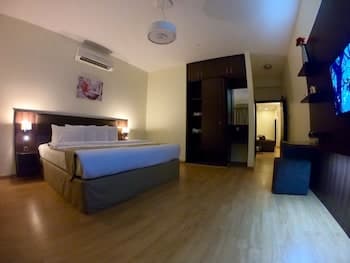 Weekend Hotel Apartments