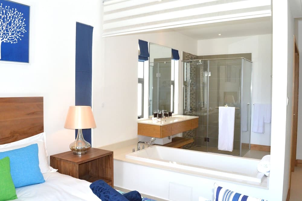 Rose Des Sables Beachfront Apartments