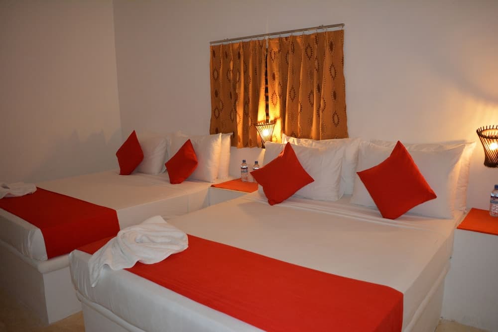 Roshanne Beach Resort