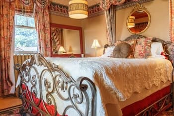 The Carolina Bed & Breakfast