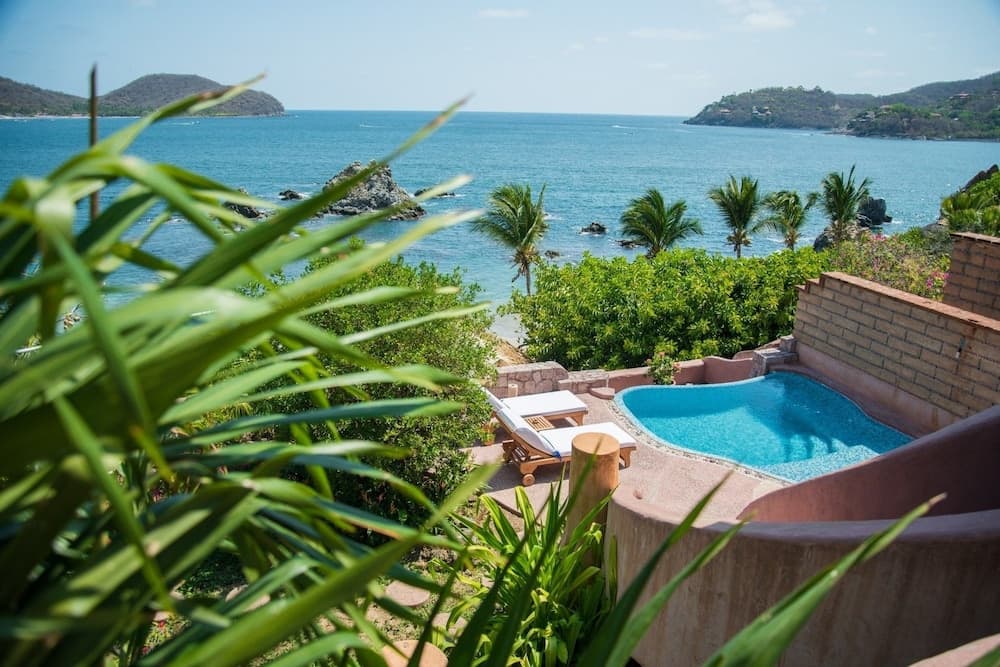 Villa El Ensueño by La Casa Que Canta