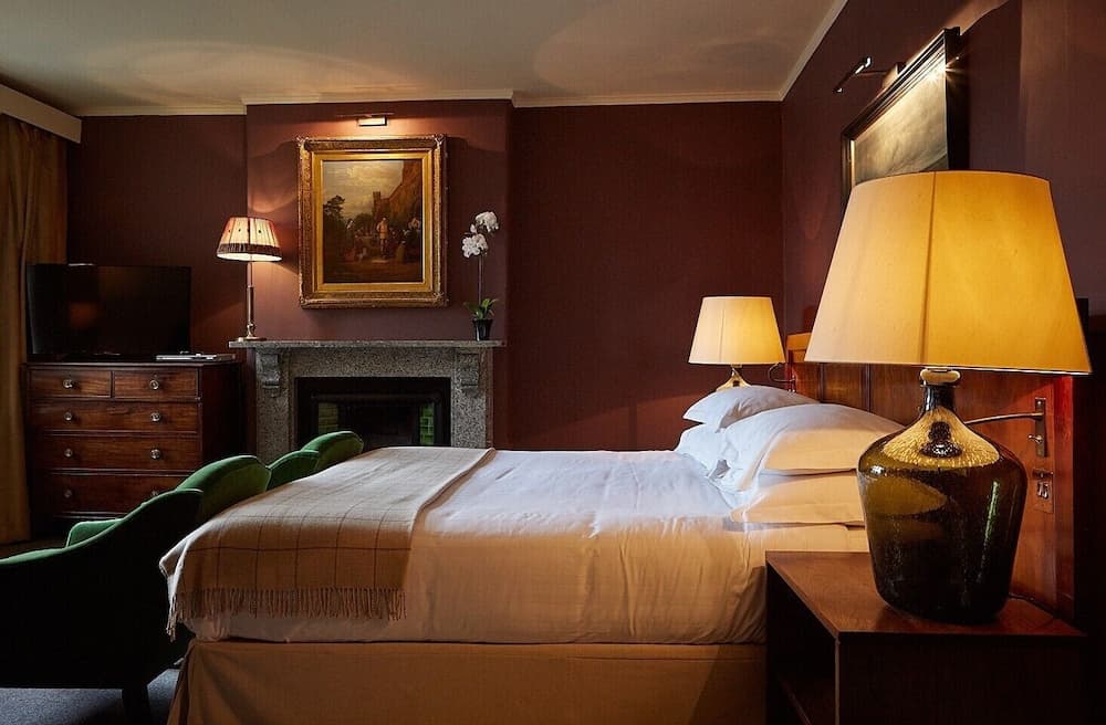 The Peacock at Rowsley