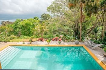 Lake Arenal Hotel & Brewery