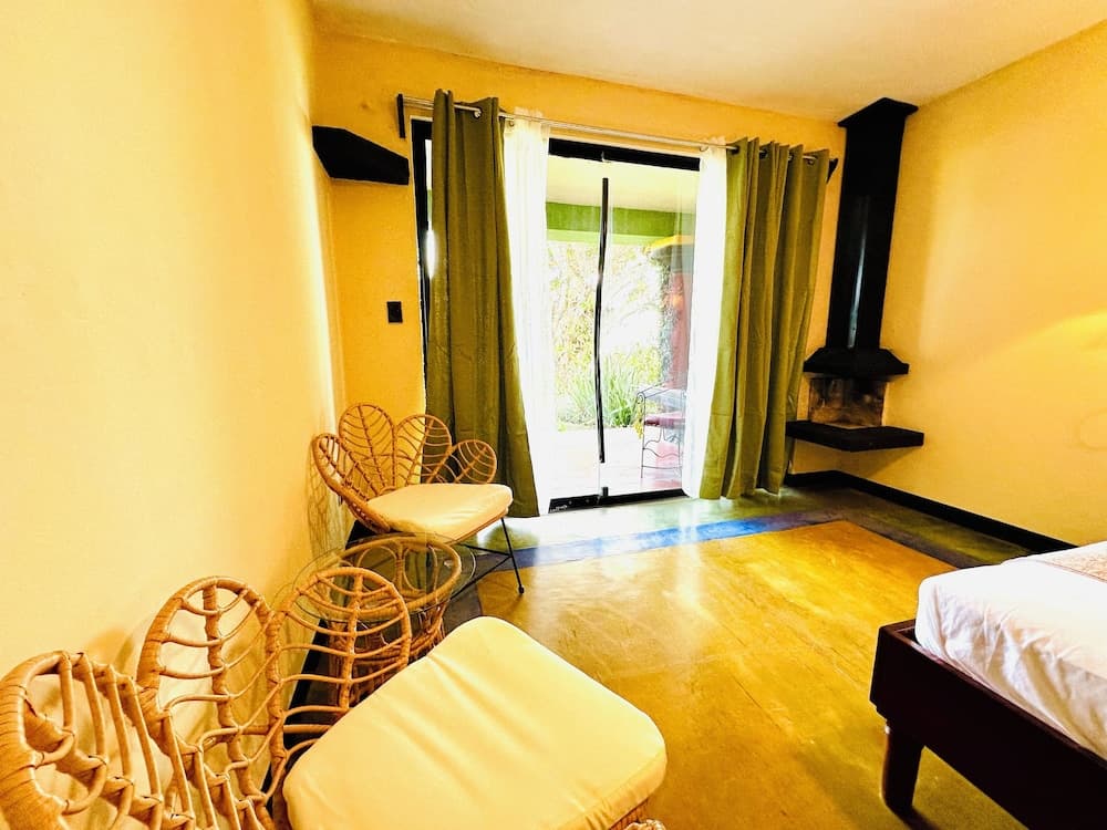 Lake Arenal Hotel & Brewery