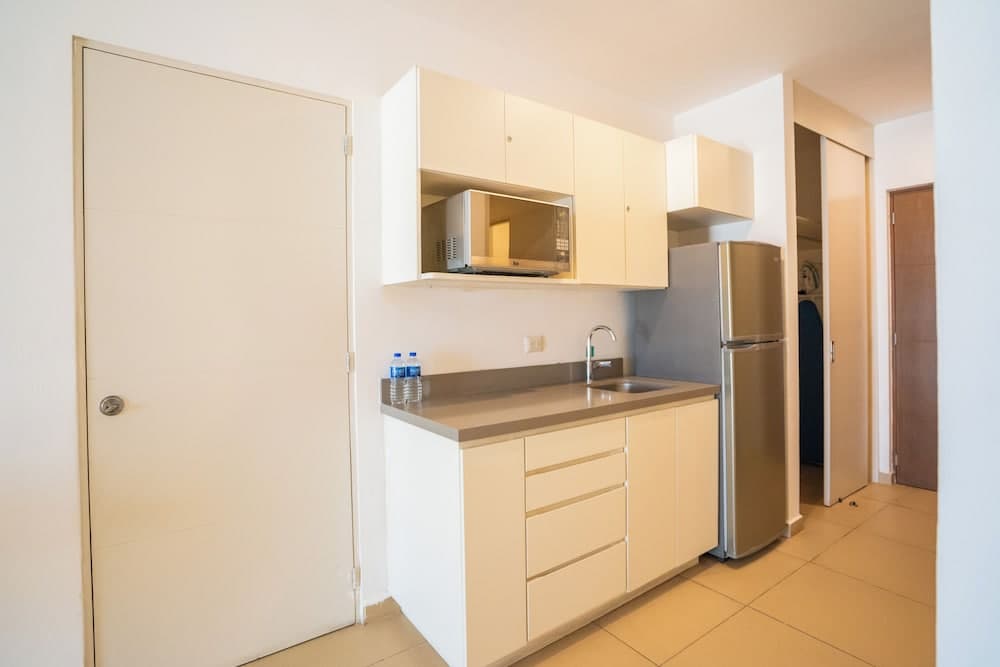 Pacific Palace Beach Tower Hotel