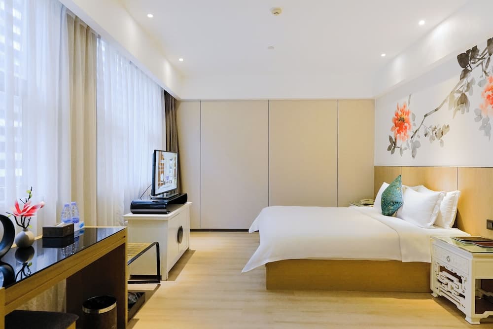 Paco Hotel Tiyuxilu Metro Guangzhou-Free Shuttle Bus during Canton Fair