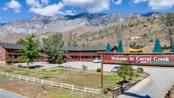 Corral Creek Lodge