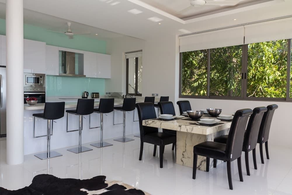 RED SKY beach view villa