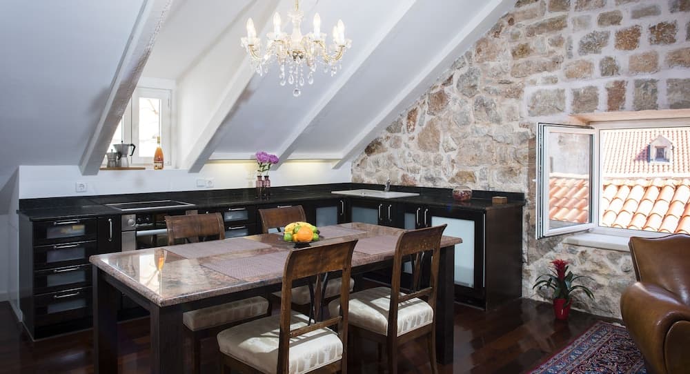 Villa Mirabilis, stunning superior villa, Dubrovnik Old Town