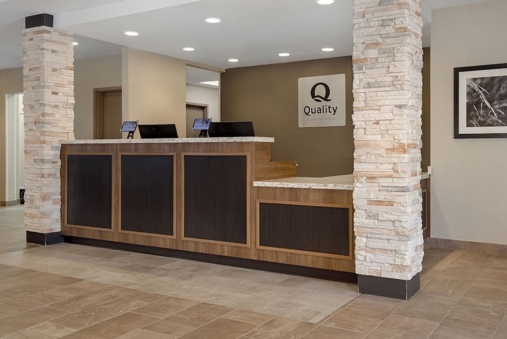 Quality Inn & Suites