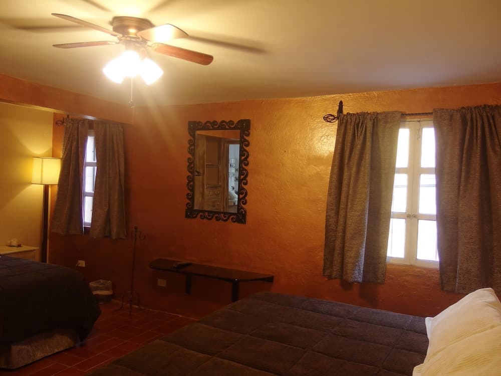 Casa de las Conservas Bed and Breakfast