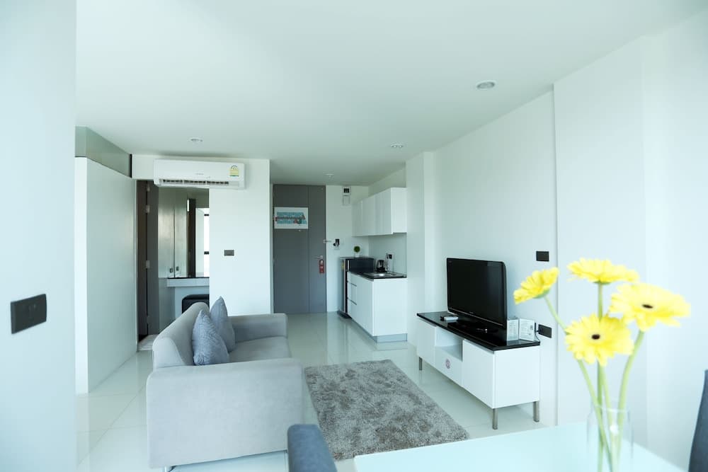 Neca Complex Apartment