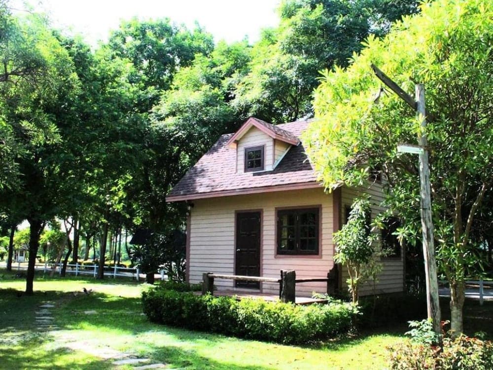 Island Resort River Kwai by October