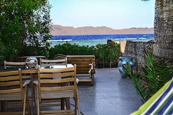 The Cozy Beach House