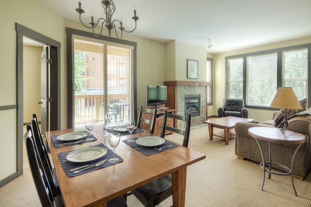 Panorama Mountain Resort - Premium Condos and Townhomes